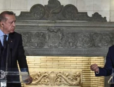 Σκληρή απάντηση από Αθήνα στον Τούρκο πρόεδρο Ρ.Τ. Ερντογάν: «Η Ελλάδα έχει πρωθυπουργό όχι σουλτάνο»